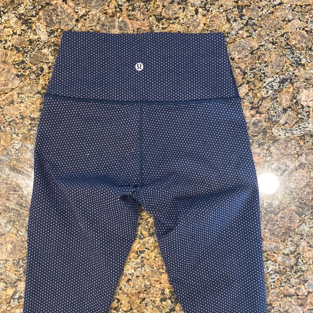 Lululemon navy and white pin dot leggings size 4